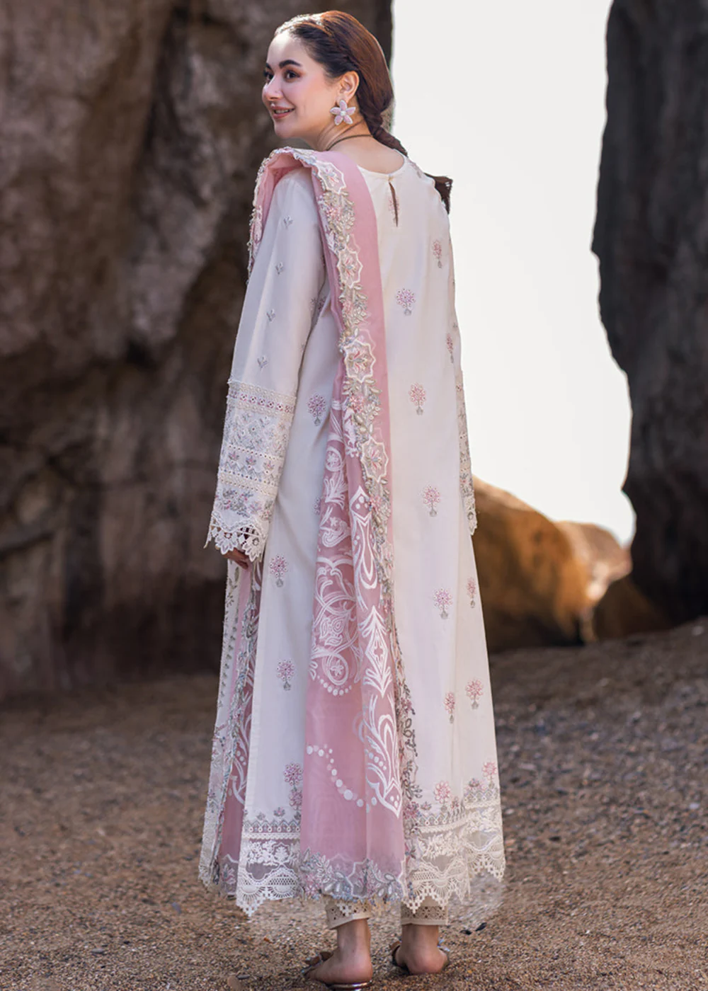 Sahil Kinare Luxury Lawn '24 by Qalamkar | FP-13 MELEK - Image 3