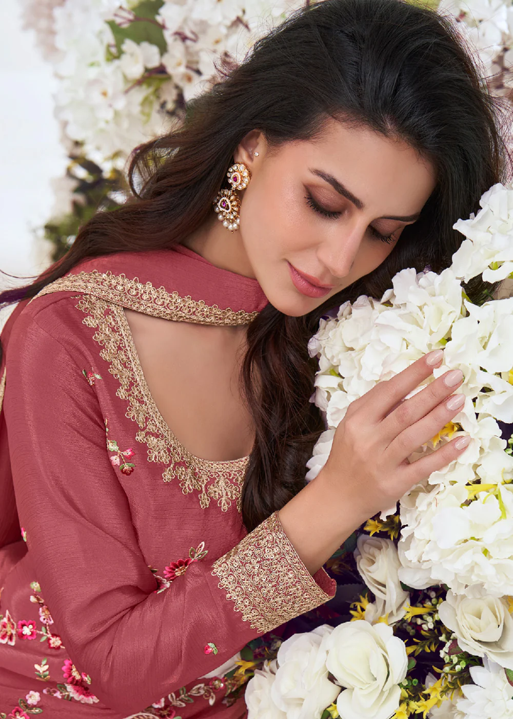 Salmon Pink Multi Threads Work Festive Palazzo Suit - Image 3