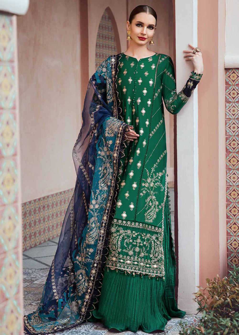 Sateen Unstitched Formals 2023 by Maria B | Emerald Green CST-711 - Image 7