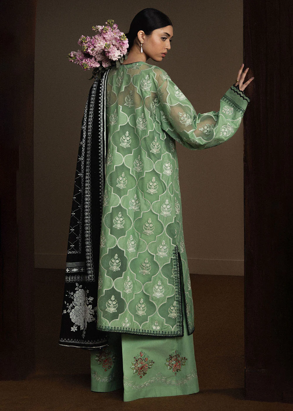Satori Luxury Lawn '26 by Zara Shahjahan | Midoriya-D6 - Image 3