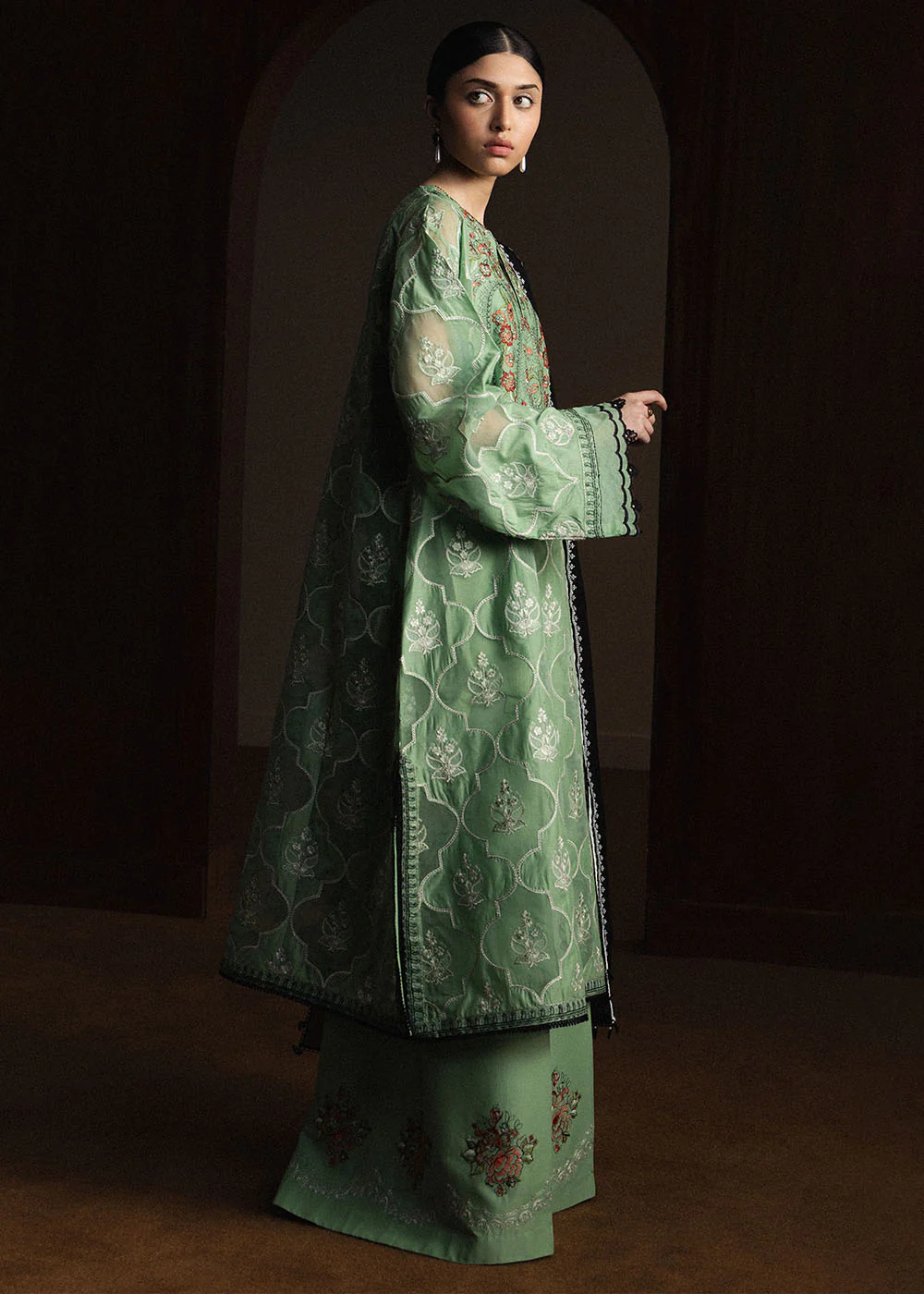 Satori Luxury Lawn '26 by Zara Shahjahan | Midoriya-D6 - Image 5
