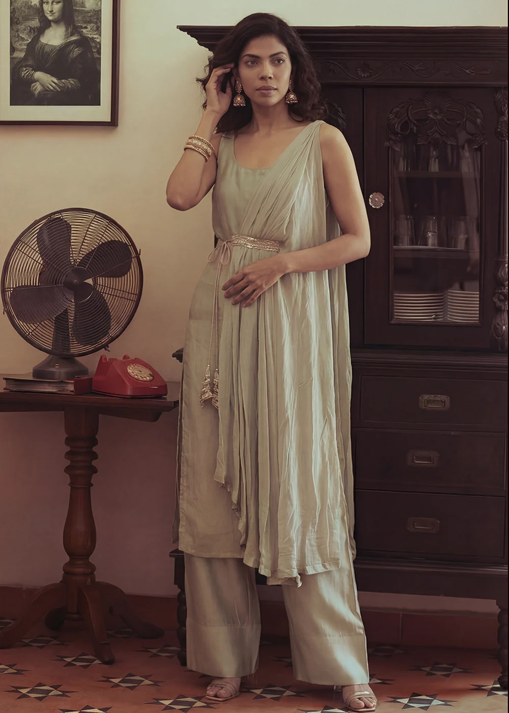 Sea Green Silk Kurta with Pant & One Side Shrug Set - Image 3