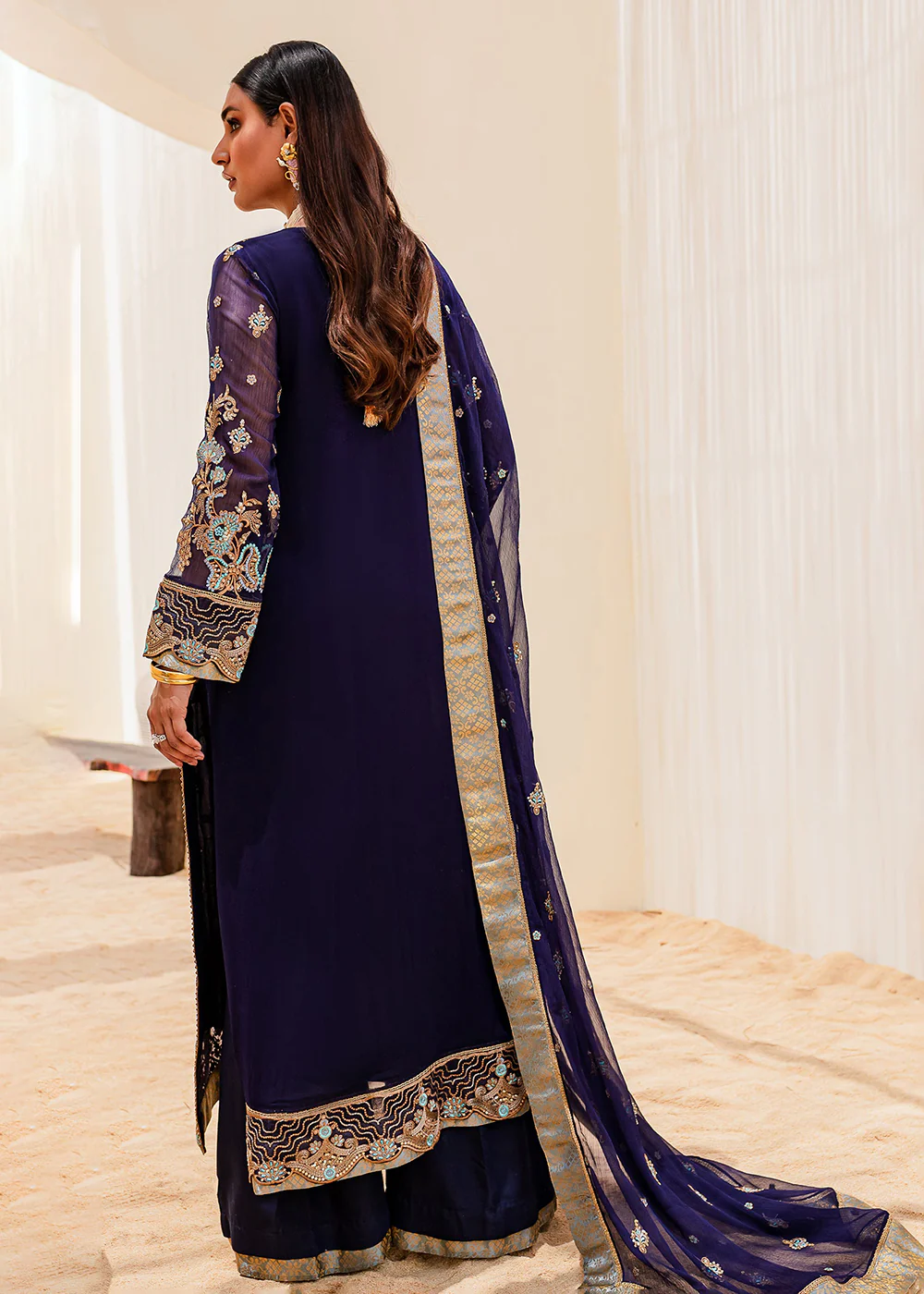 Sejal Luxury Formals 2023 by Maryum & Maria | OCEAN CAVERN (QS23-505) - Image 3