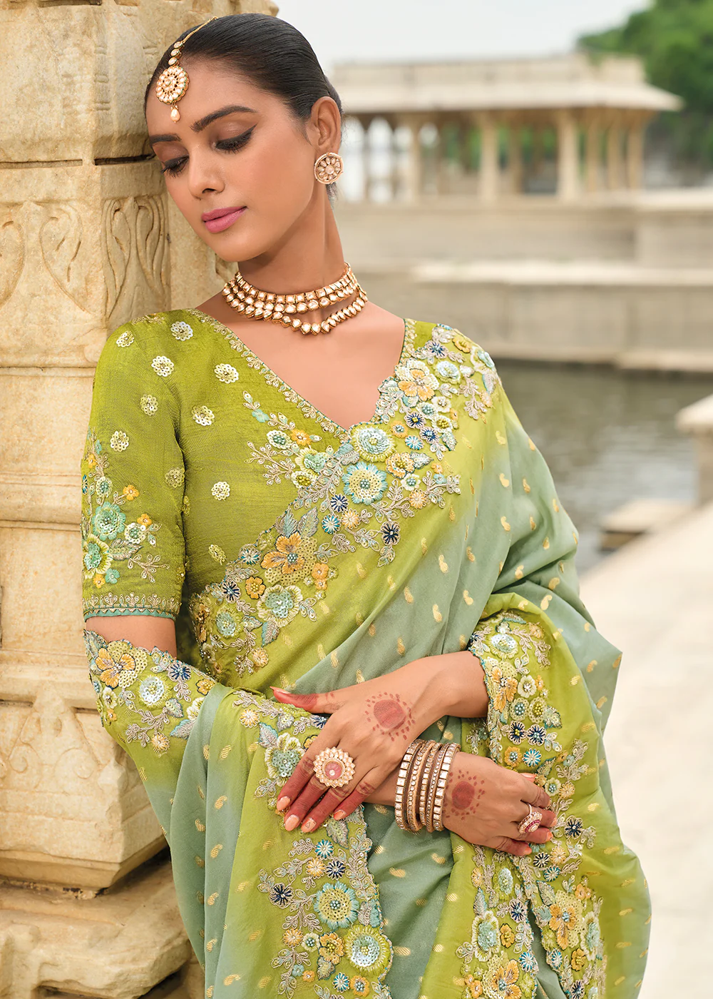 Shaded Pista Green Viscose Tissue Silk Designer Saree - Image 2