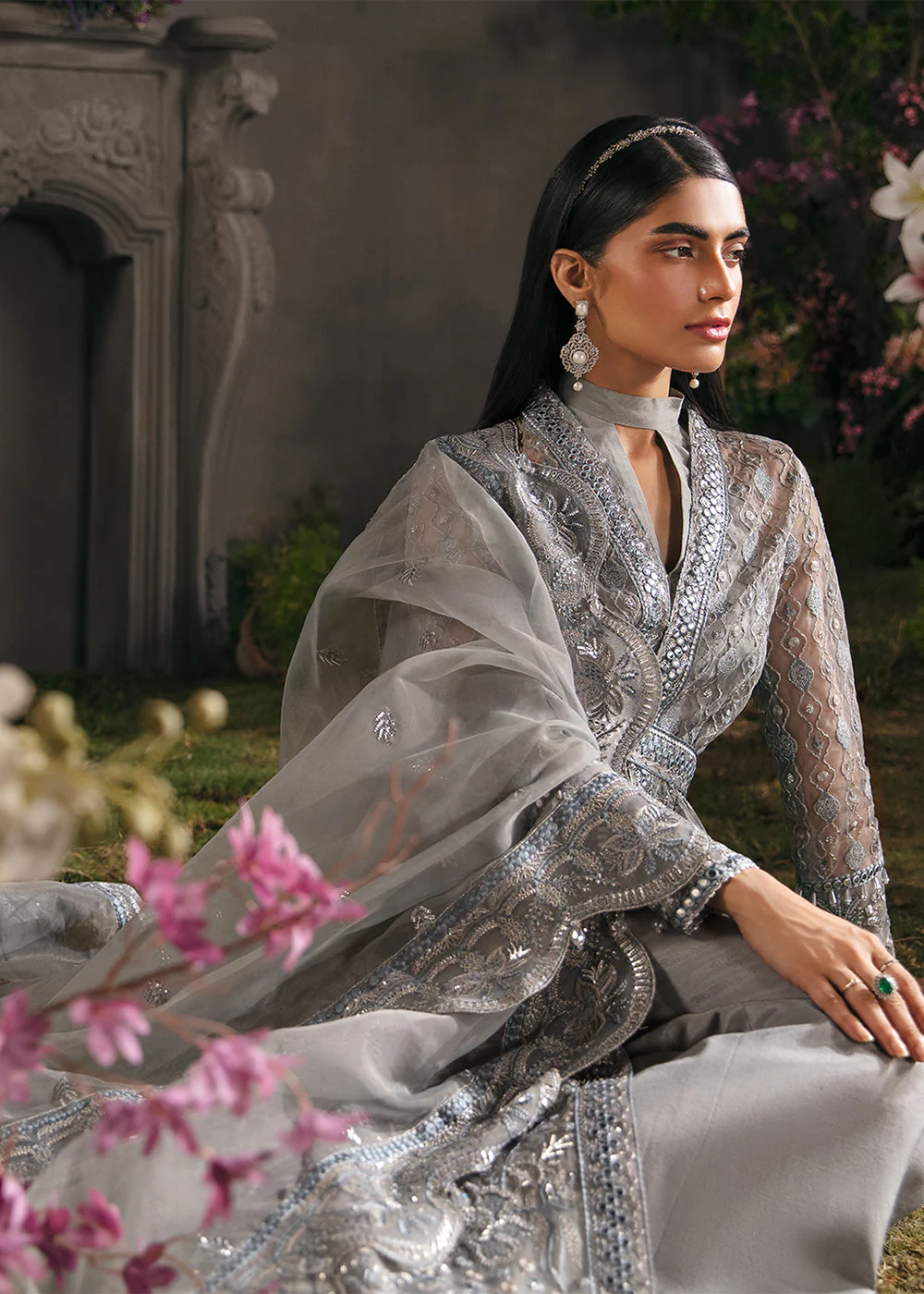 Silver Pakistani Salwar Suit - Afrozeh La Fuchsia Formals '23 - Moonlit - Image 5
