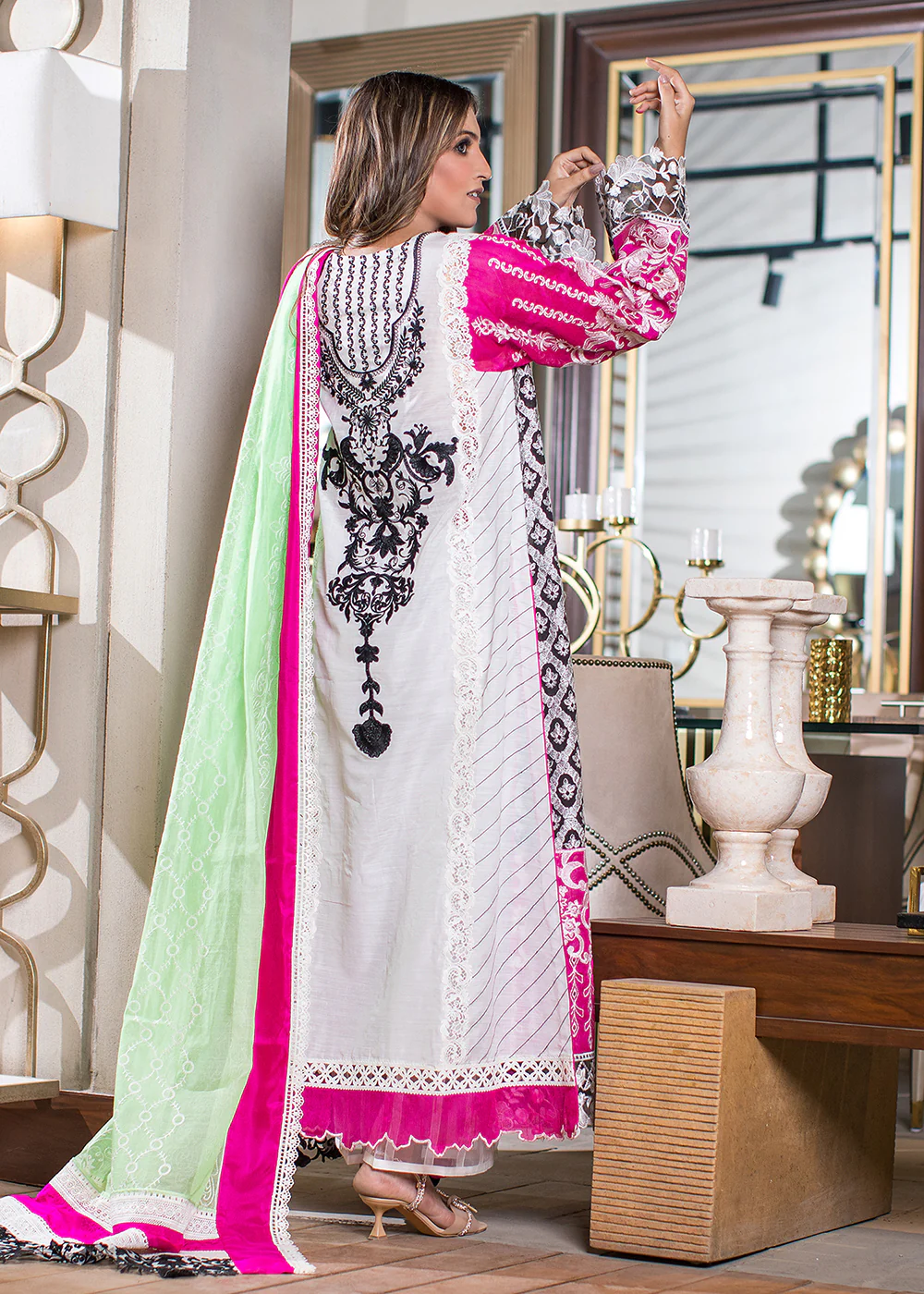 Suh Luxury Collection '24 by Zunn Fashion | SUH04 - Image 3