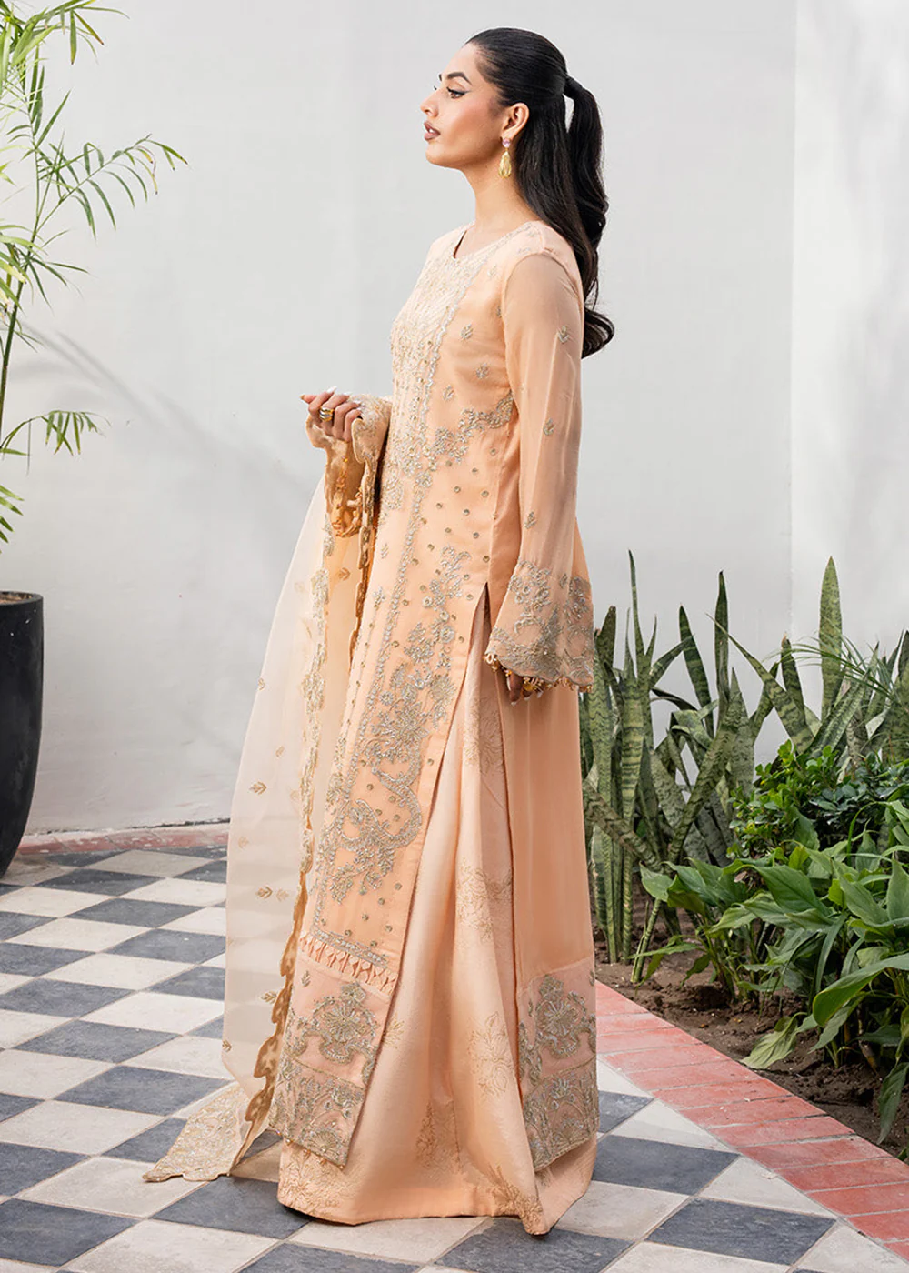 Tarz Luxury Formals '25 by Freesia | RADIN - FW40049 - Image 4