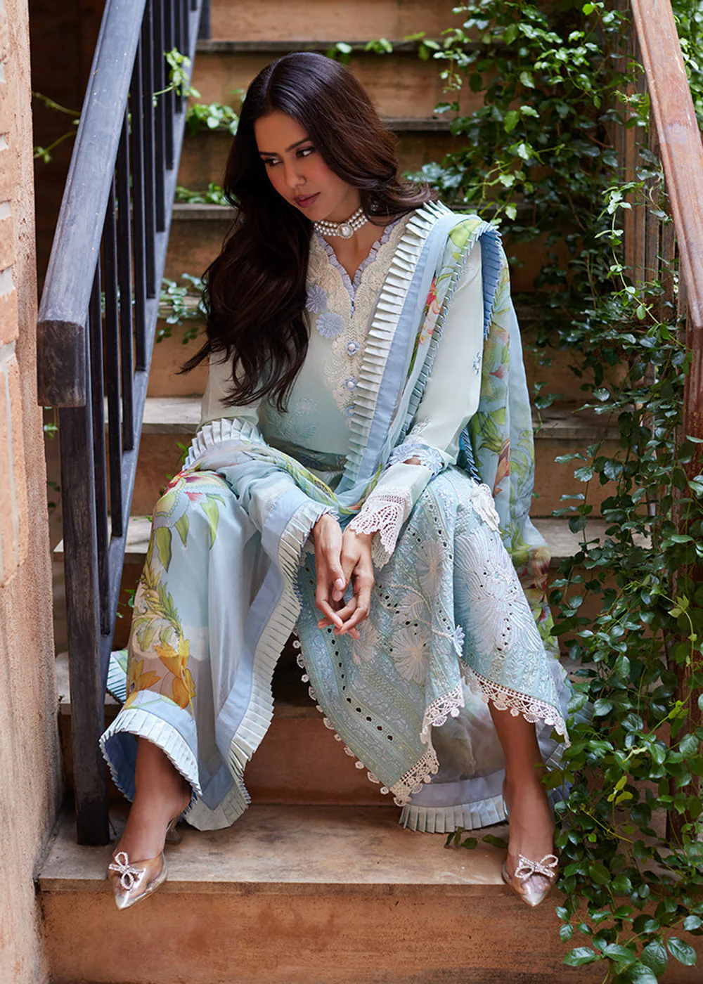 Te Amo Luxury Lawn '24 by Mushq | CAPRI CHARM - Image 4