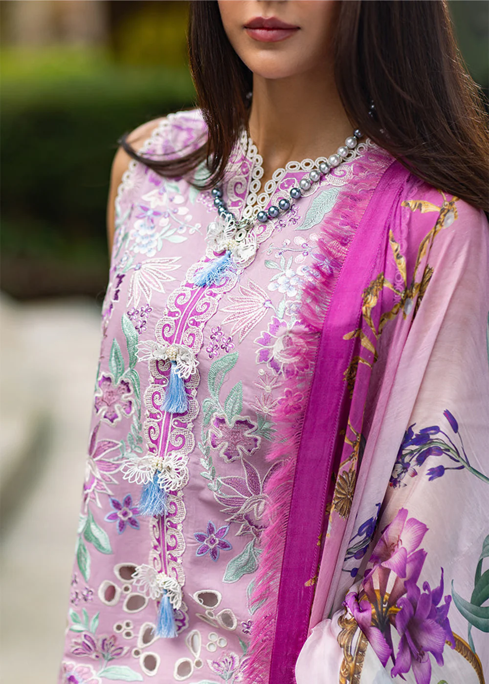 Te Amo Luxury Lawn '24 by Mushq | FLORENCE FINESSE - Image 4