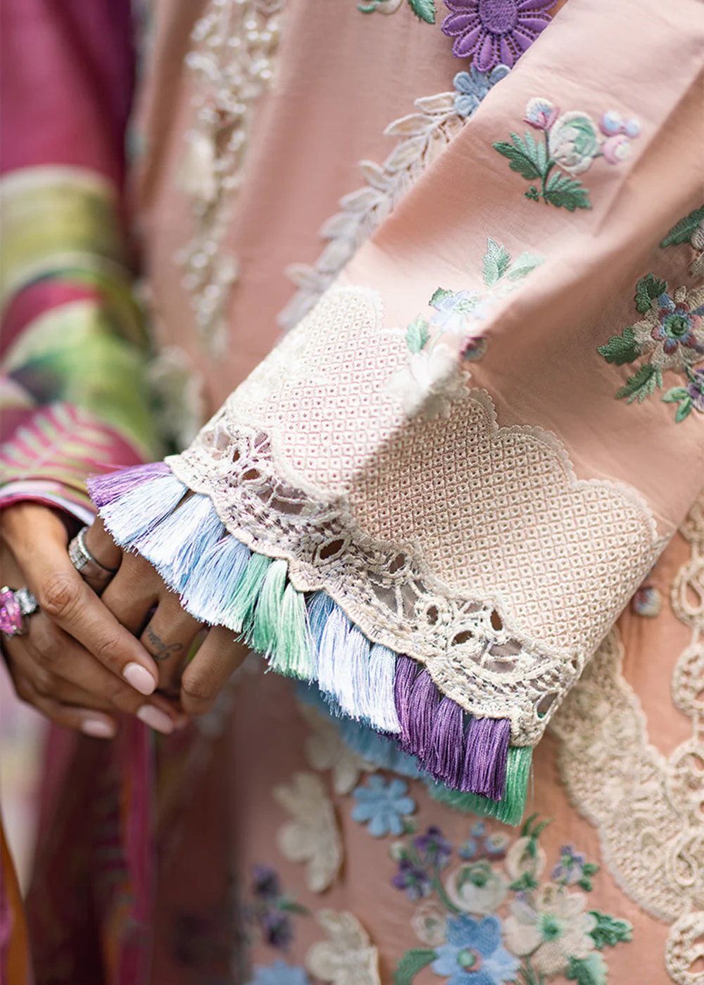 Te Amo Luxury Lawn '24 by Mushq | ITALIANO INTRIGUE - Image 8
