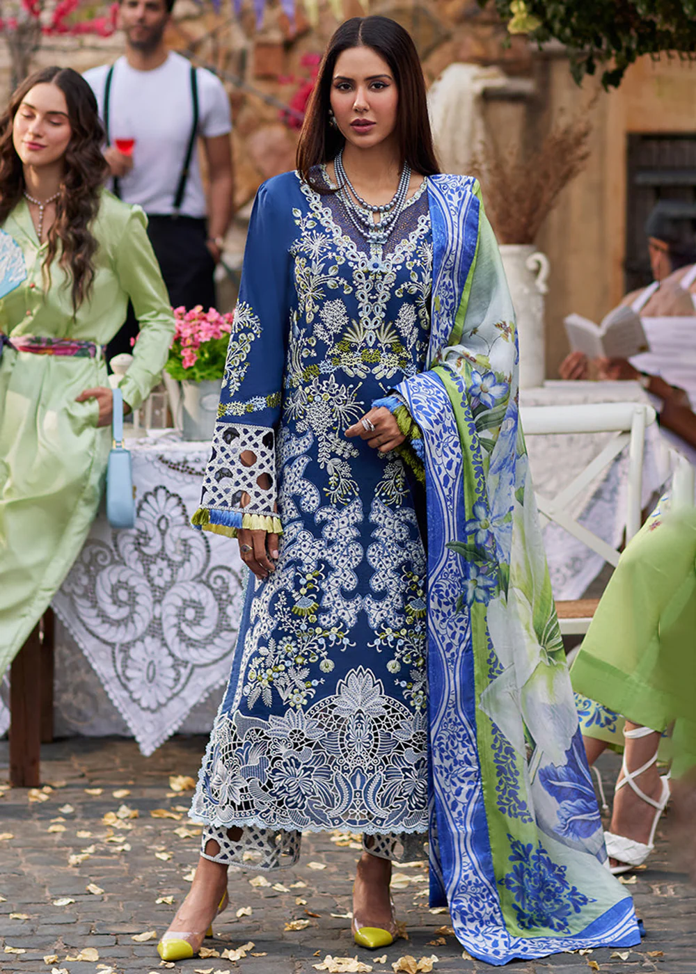 Te Amo Luxury Lawn '24 by Mushq | MODENA MAGIC