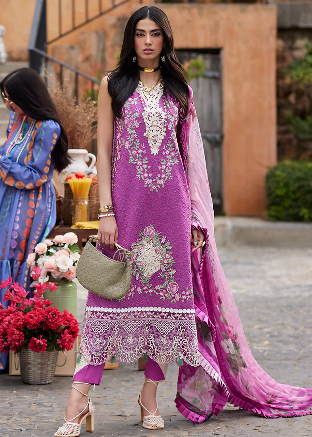 Te Amo Luxury Lawn '24 by Mushq | ROMA RAPTURE - Image 6