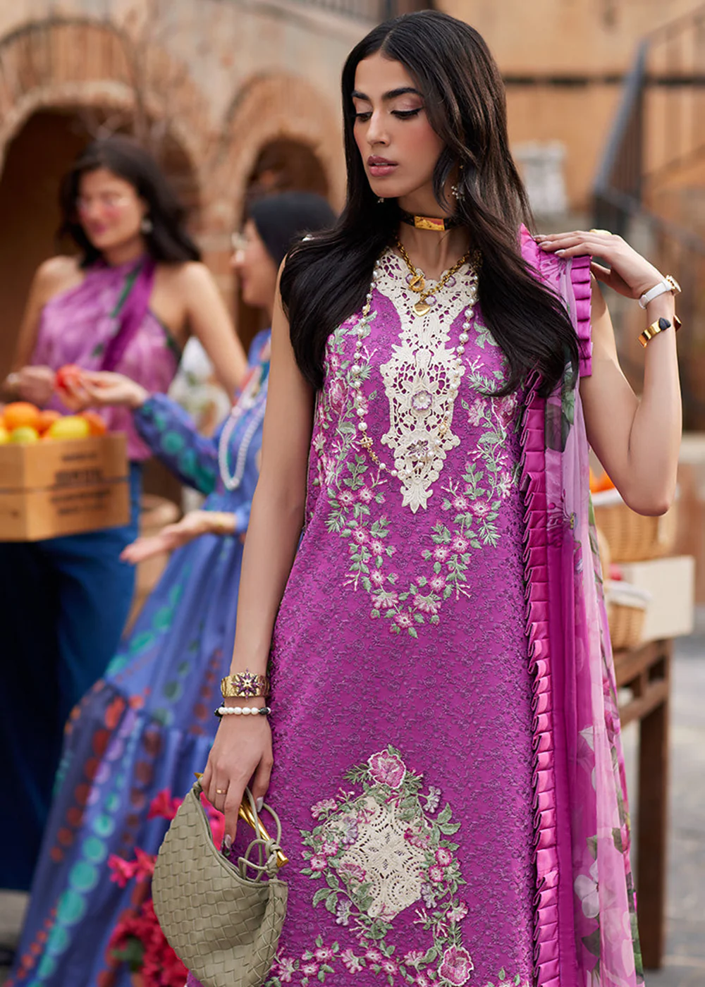 Te Amo Luxury Lawn '24 by Mushq | ROMA RAPTURE - Image 7