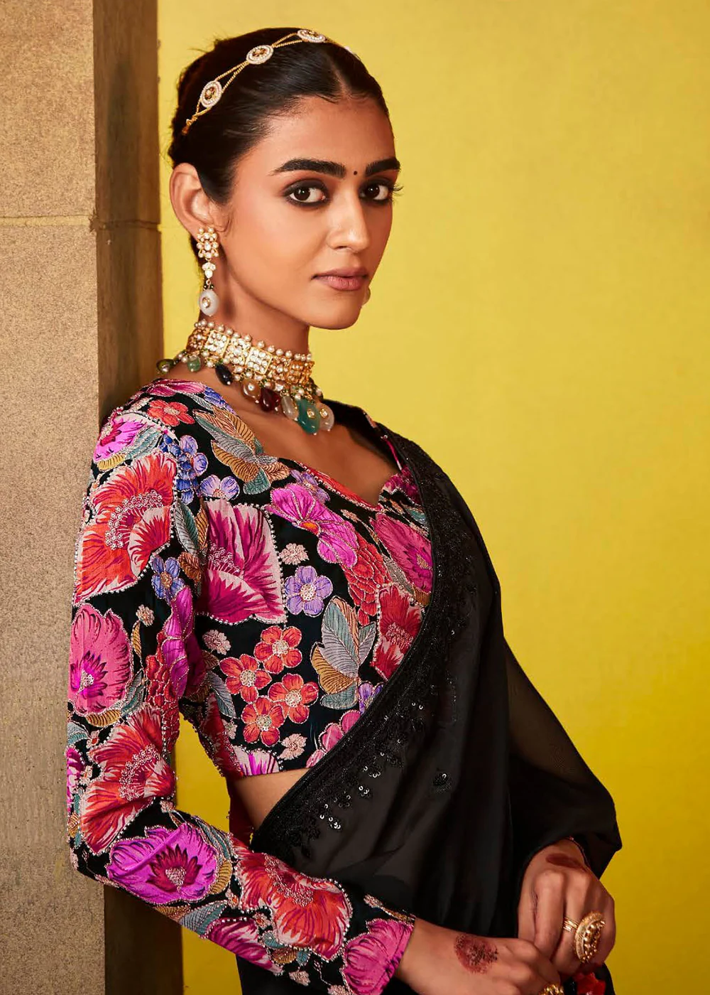 Tempting Black & Pink Fancy Silk Festive Wear Saree - Image 3