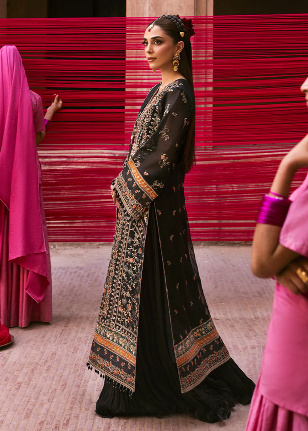 The Empress Wedding Formals '25 by Emaan Adeel | NOCTELLE - Image 5