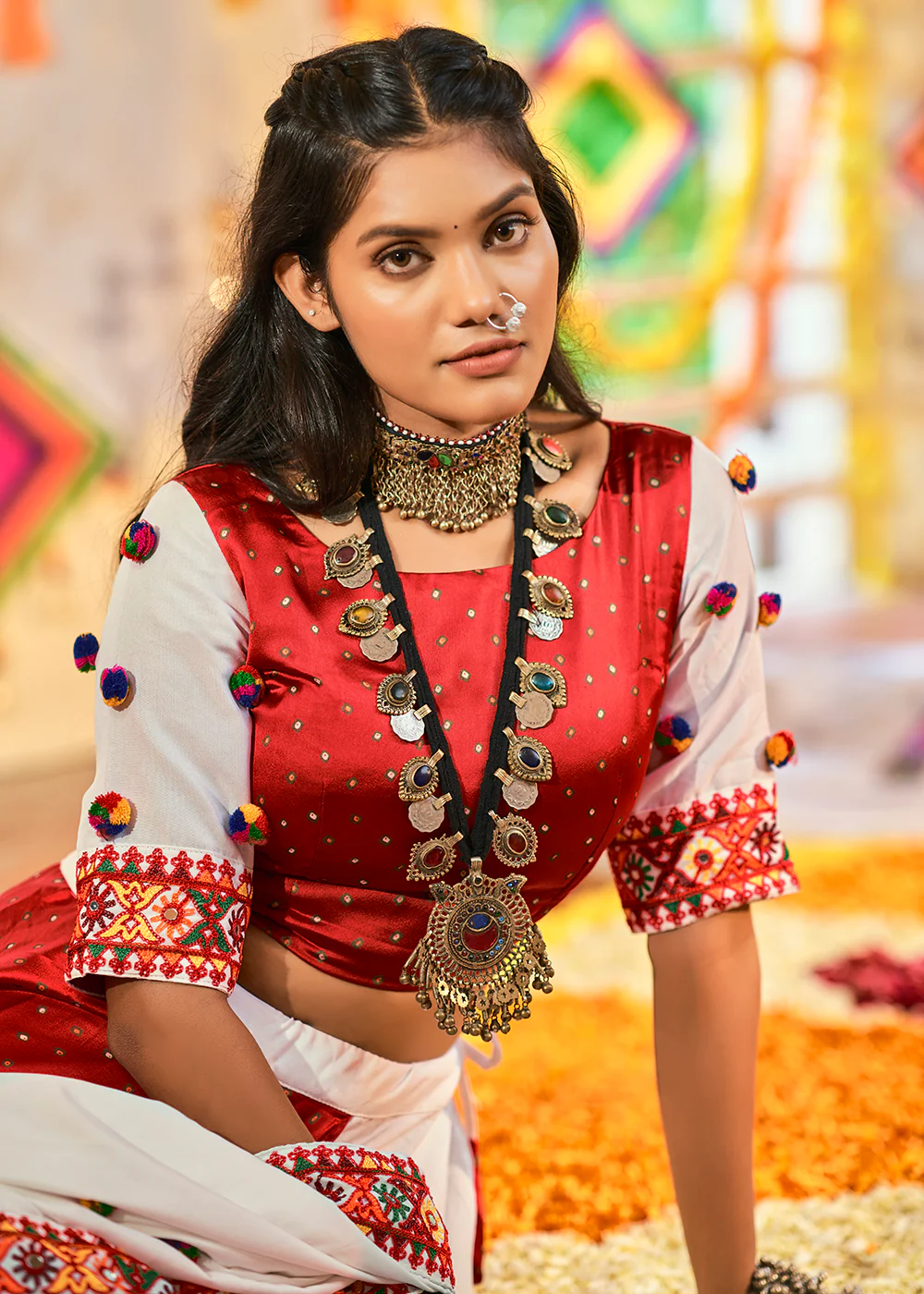 Traditional White & Red Maslin Cotton Navratri Chaniya Choli - Image 2