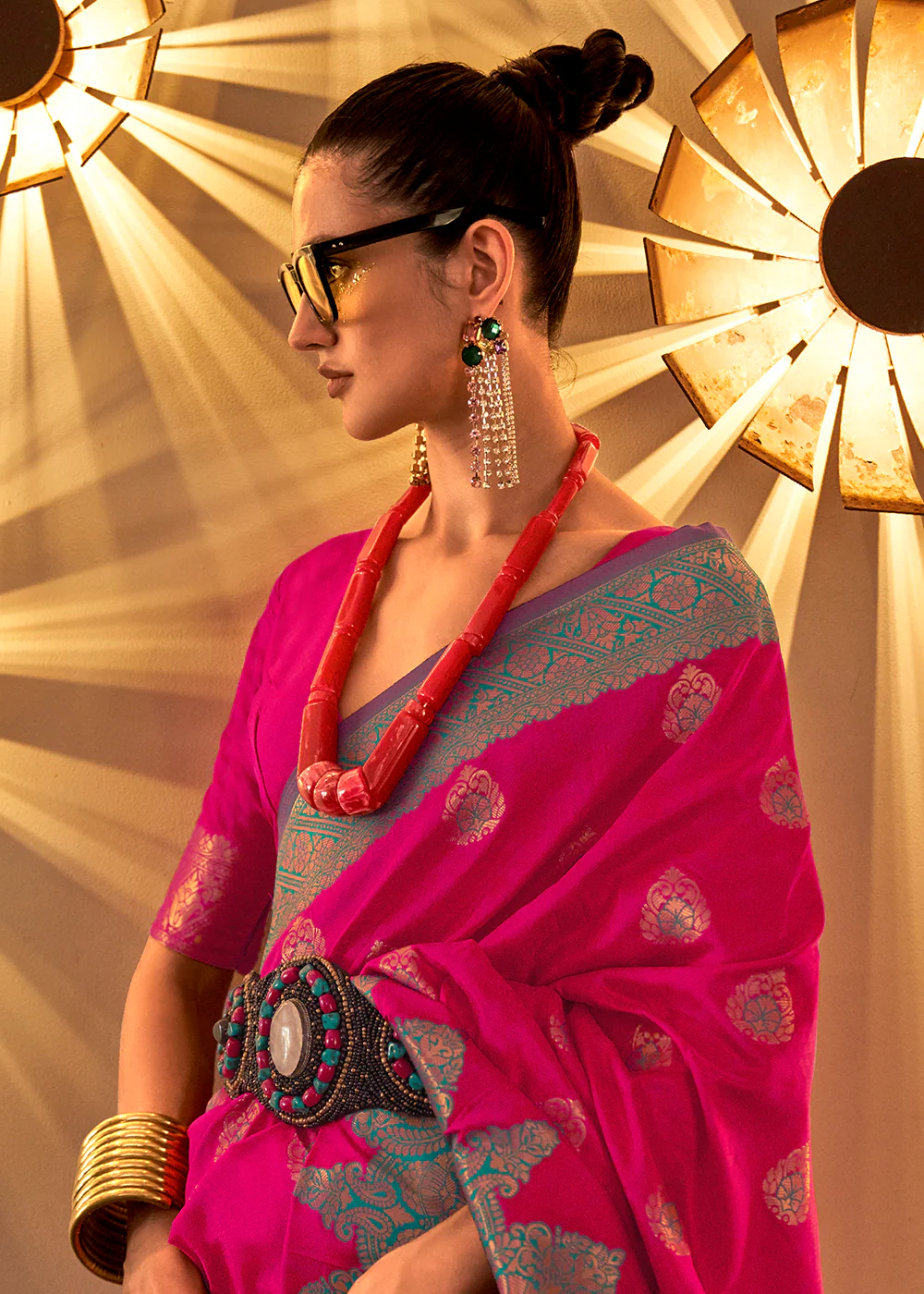 Trendy Weaving Silk Raspberry Pink Designer Saree - Image 2