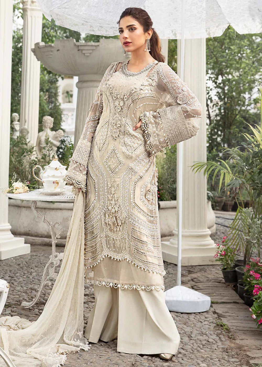 Unstitched Chiffon Formals '24 by Maria B | MPC-24-104 - Image 5