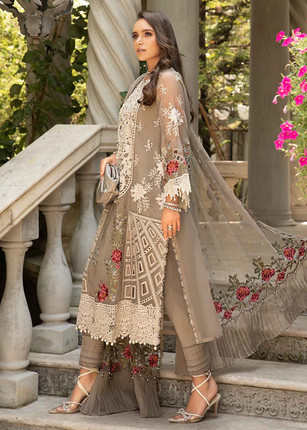 Unstitched Luxury Lawn Eid 2 Edition '24 by Maria B | EL-24-01 - Image 3