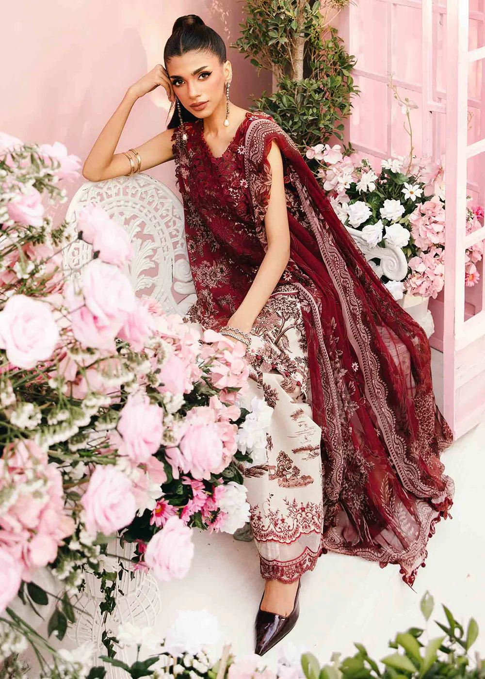 Unstitched M Prints Summer Edit '25 by Maria B | MPT-2608-A - Image 4