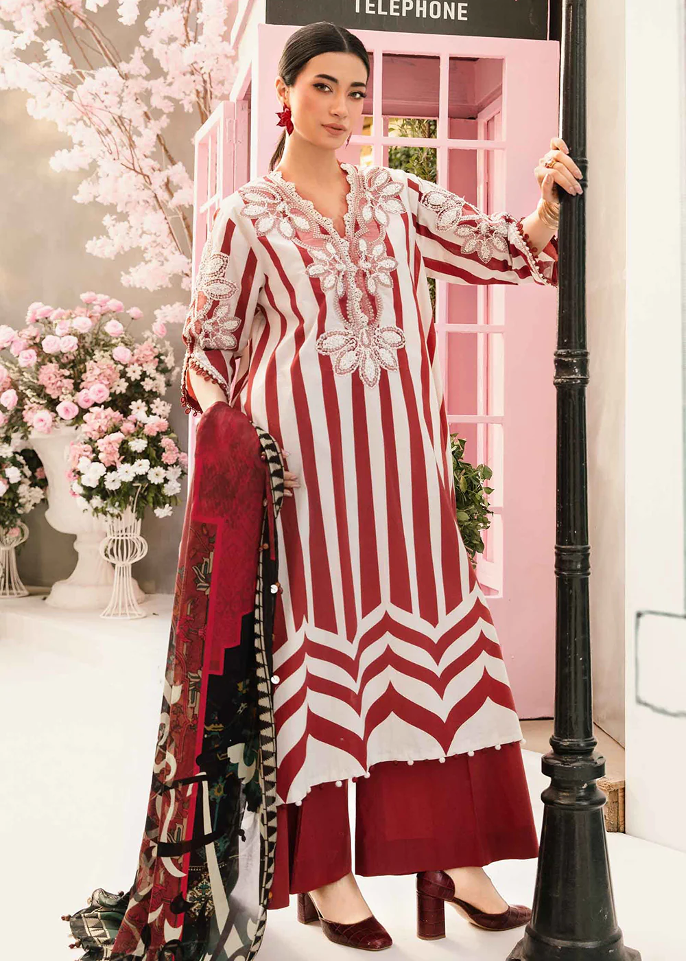Unstitched M Prints Summer Edit '25 by Maria B | MPT-2609-A - Image 4