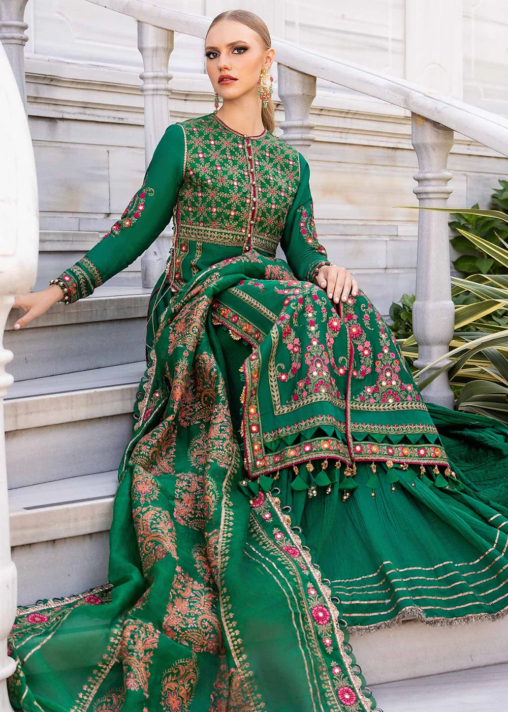 Unstitched Sateen Formals '24 by Maria B | CST-811 - Image 4