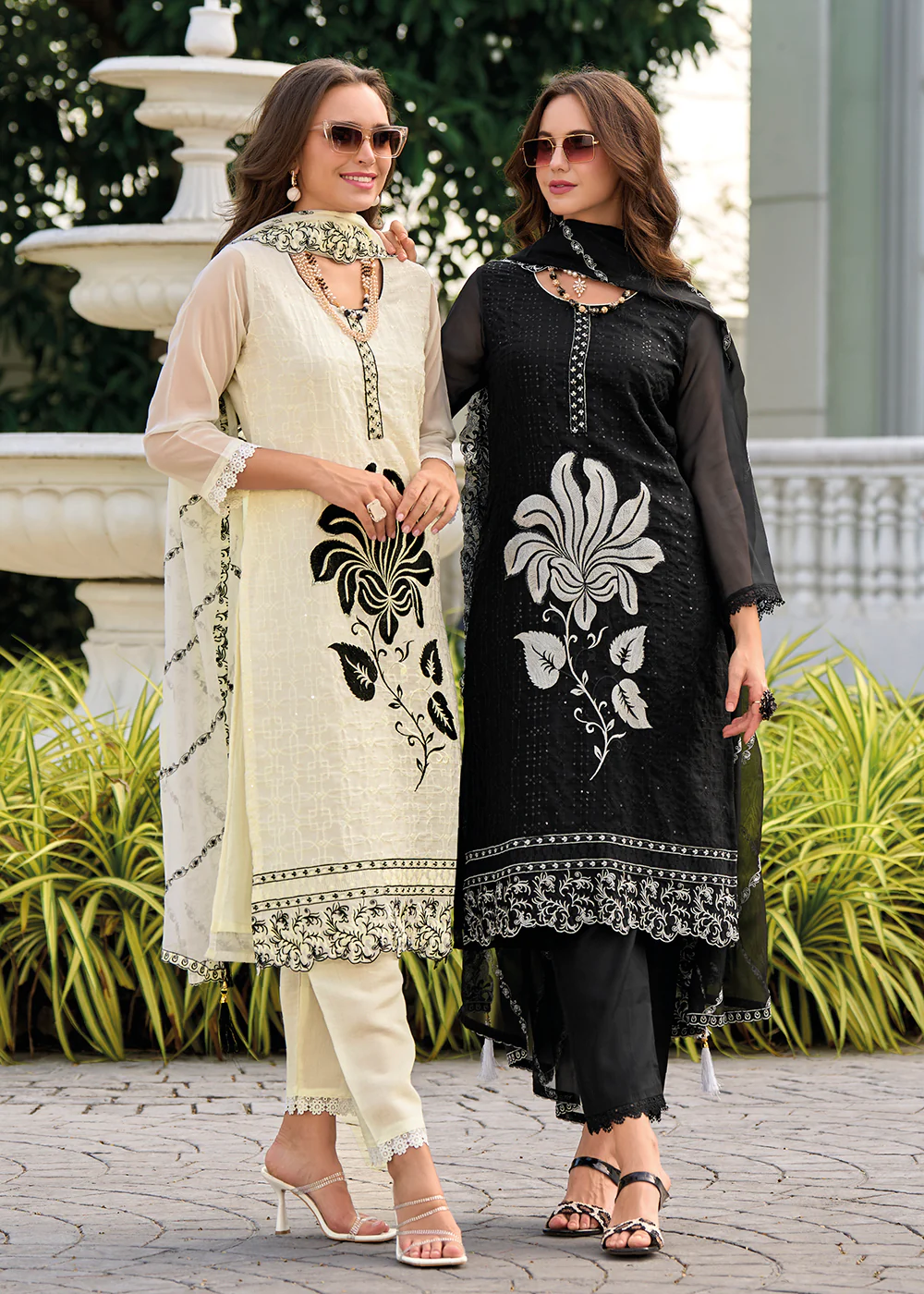 Off White Heavy Organza GPU Lace Work Pant Style Salwar Suit - Image 4