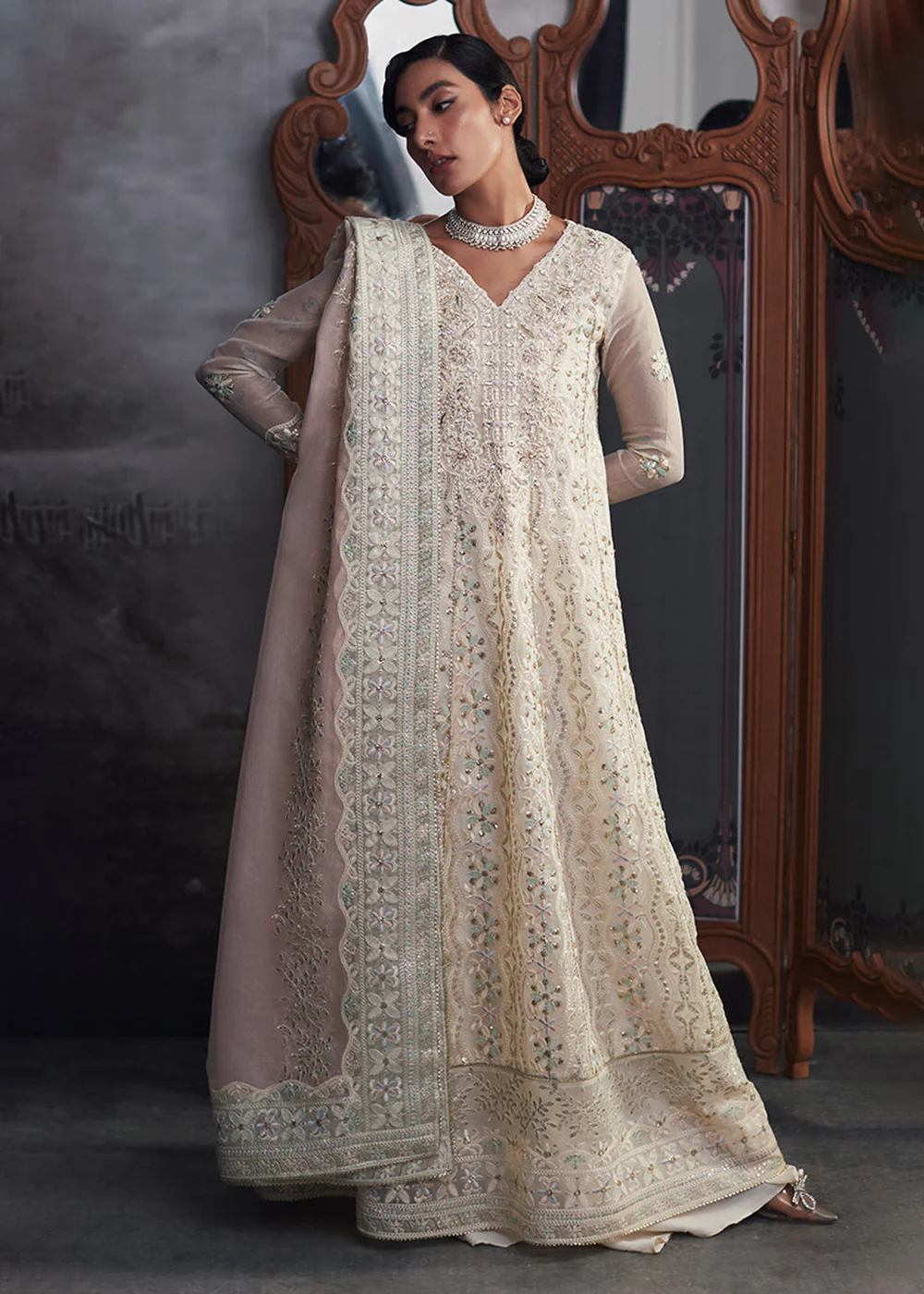 White Organza Net Pakistani Suit | Mushq | Qala Kamdaani | Aaila - Image 12