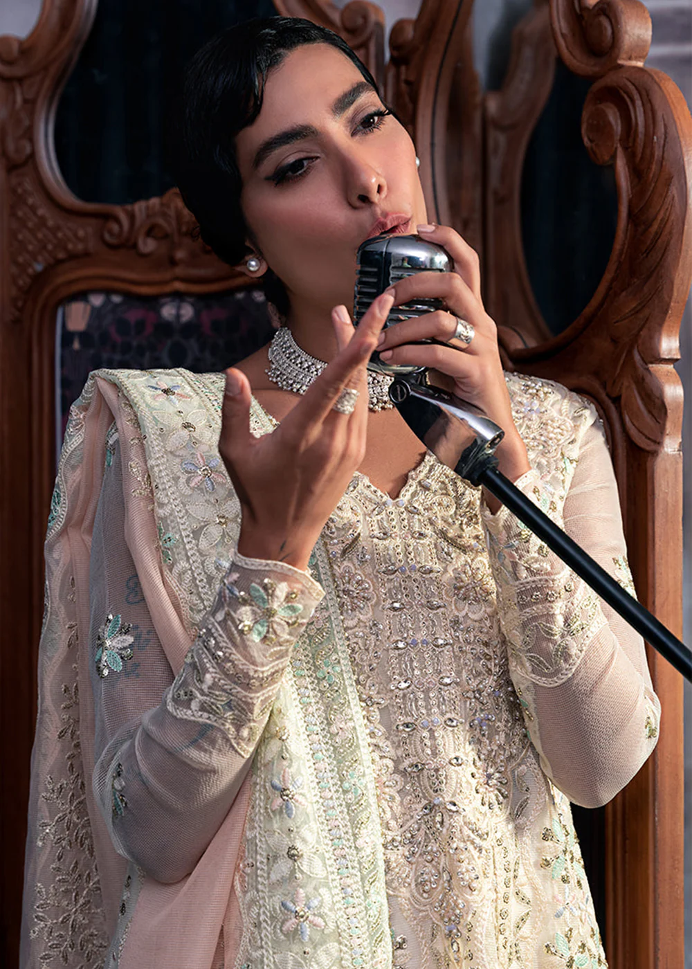White Organza Net Pakistani Suit | Mushq | Qala Kamdaani | Aaila - Image 7