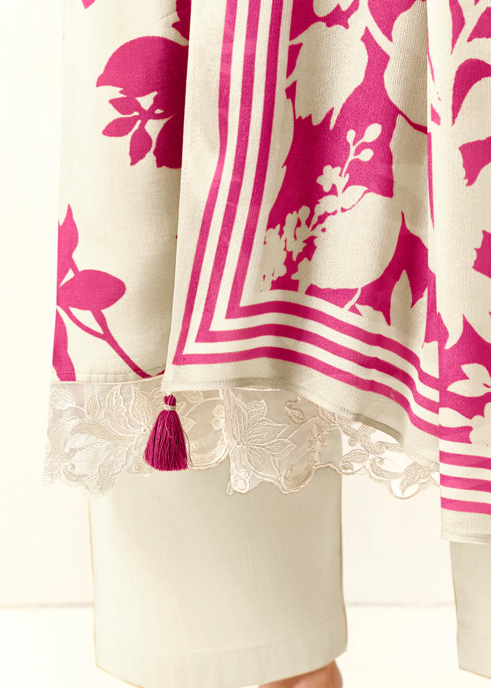 White Pure Muslin Floral Printed Trendy Salwar Suit - Image 4