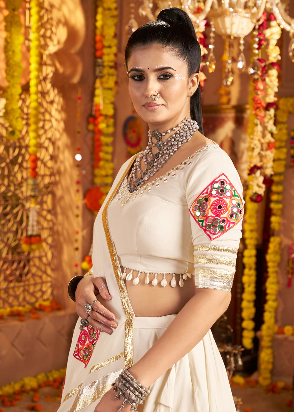 White Viscose Rayon Embroidered Navratri Chaniya Choli - Image 4