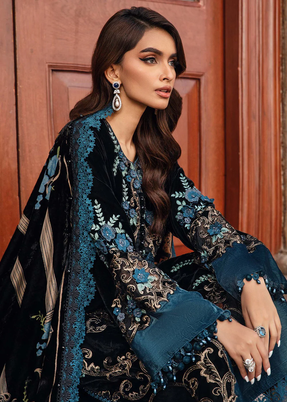 Winter Luxe 2024 by Maria B | DL-1208 Black & Teal - Image 4