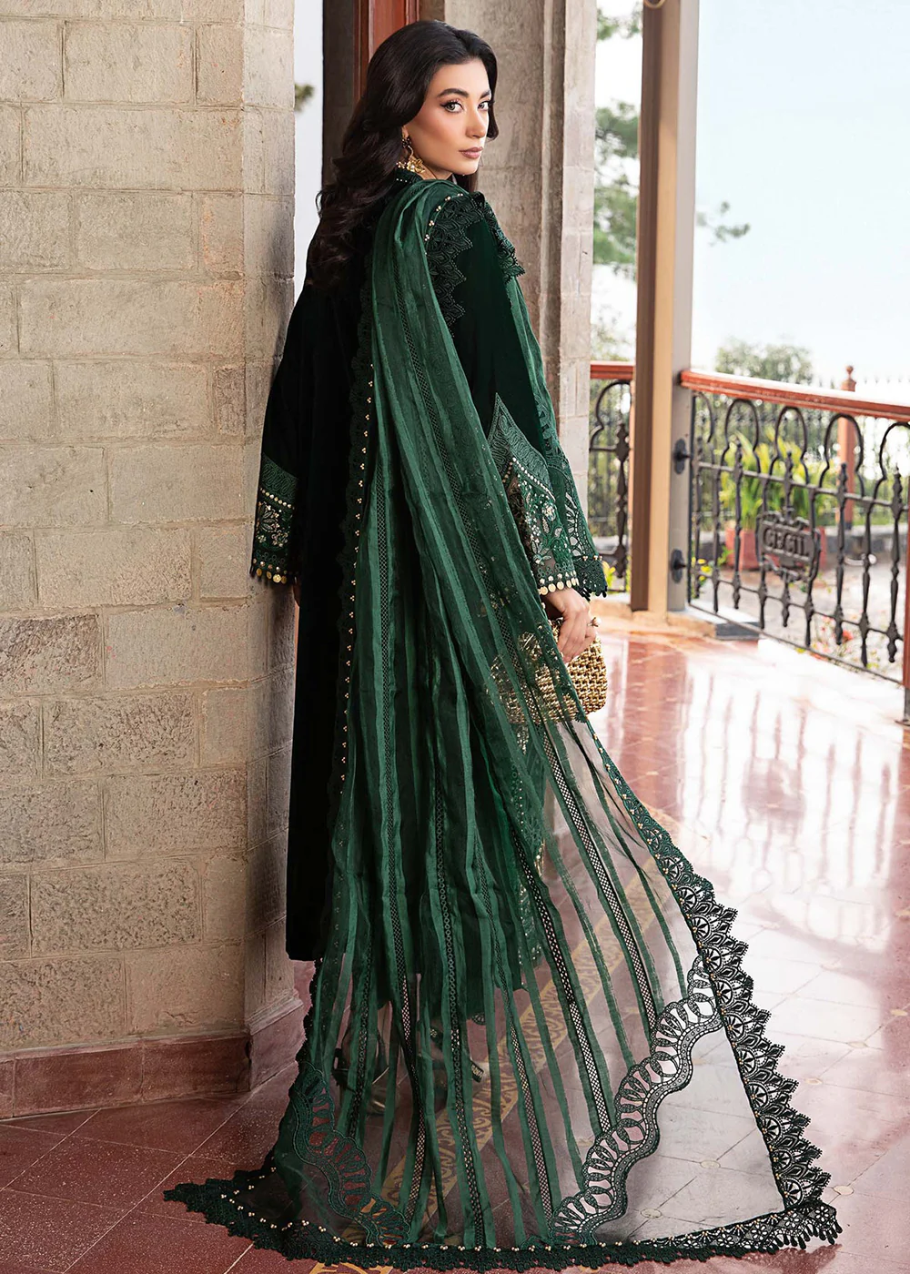 Winter Luxe 2024 by Maria B | DL-1212 Emerald Green - Image 3