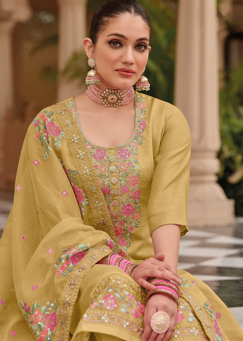 Yellow Maheshwari Silk Embroidered Festive Salwar Suit - Image 2