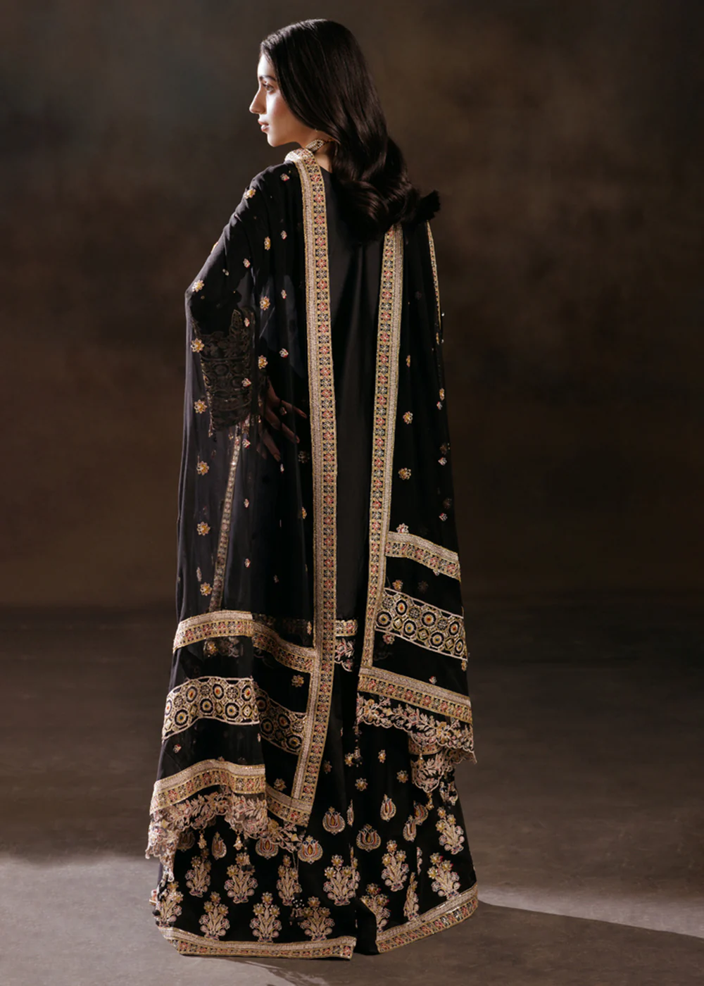 Zeenat Luxury Formals '25 Volume 22 by Zebtan | ZN-02 - Image 3