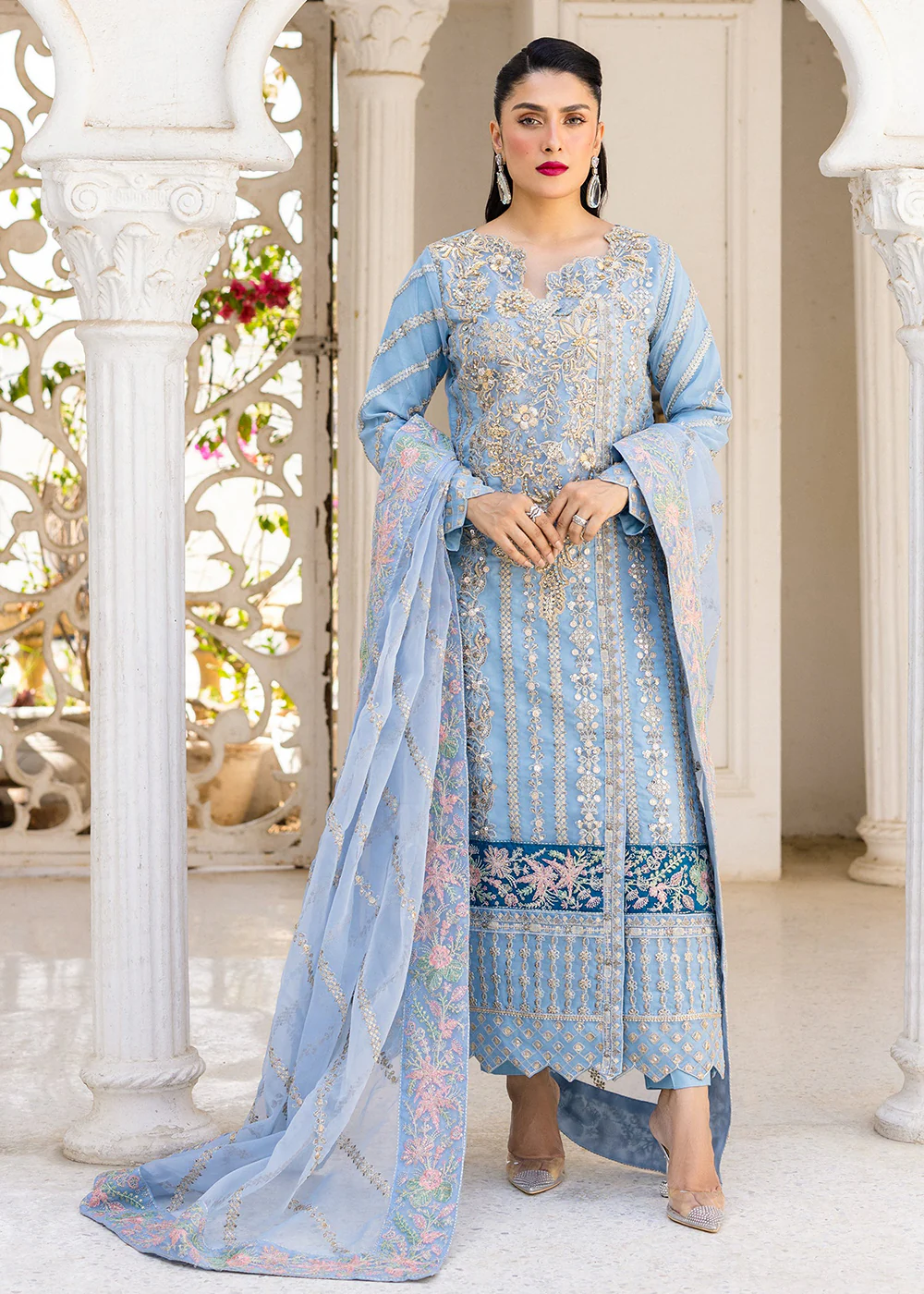 Zimal Luxury Formals 23 by Emaan Adeel | Arzish - ZM 03 - Image 4