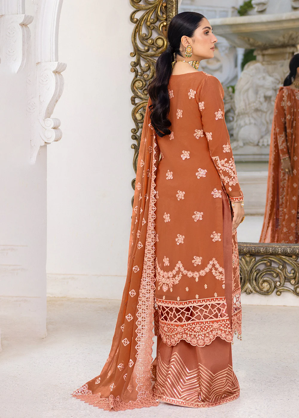 Zimal Luxury Formals 23 by Emaan Adeel | Gulaal - ZM 09 - Image 3