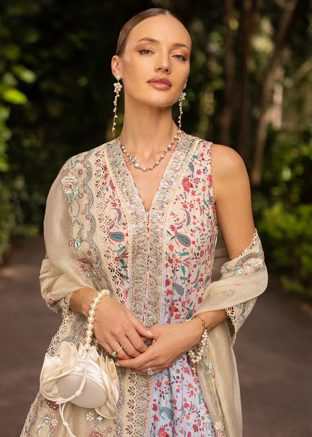 Zinnia Unstitched Luxury Lawn '25 by Faiza Saqlain | Danica - Image 4