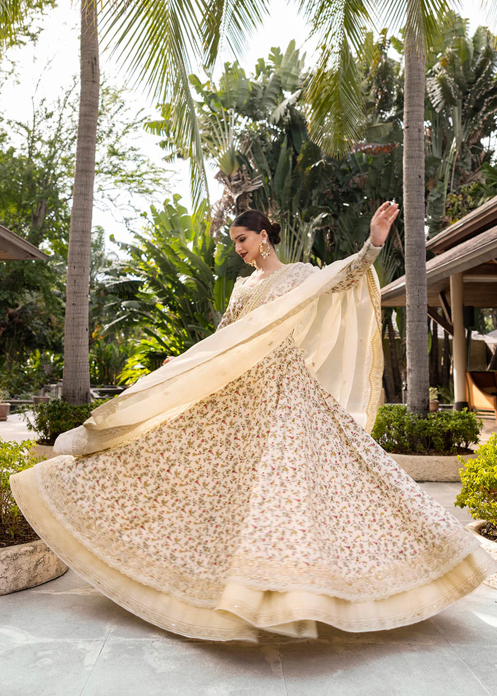 Zinnia Unstitched Luxury Lawn '25 by Faiza Saqlain | Vinika - Image 3